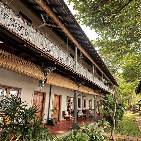 Samiira On Ashtamudi Lake Kollam Exterior photo